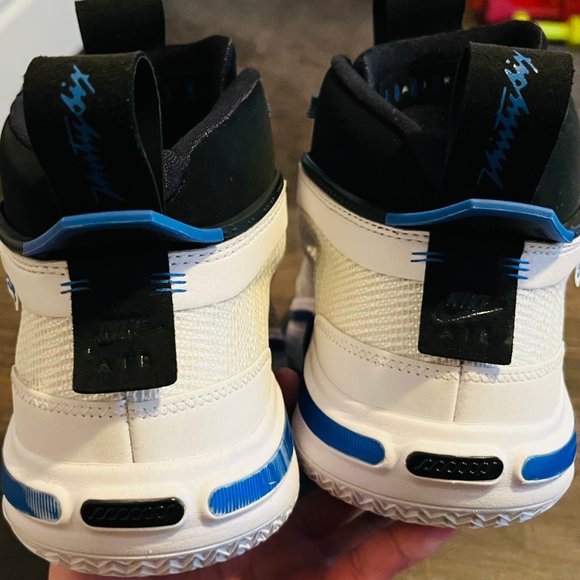 Air Jordan\'s PF 36 main image 5